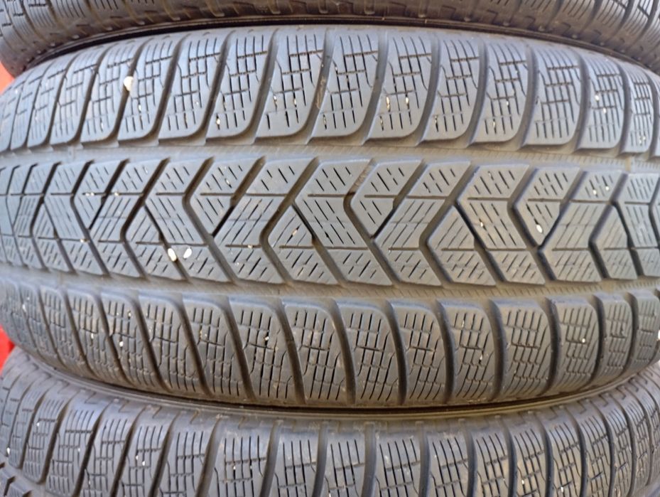 Anvelope 235/55/18 Pirelli