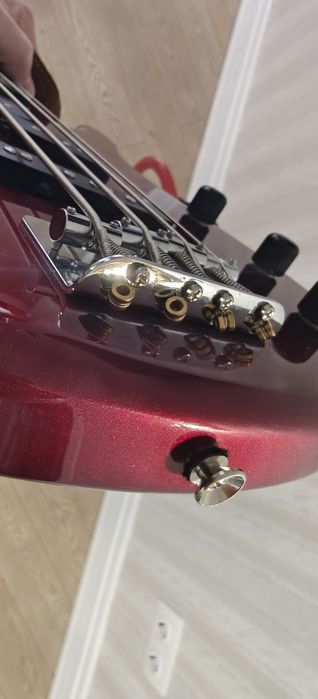 Бас-гитара Yamaha TRBX174 Red Metallic