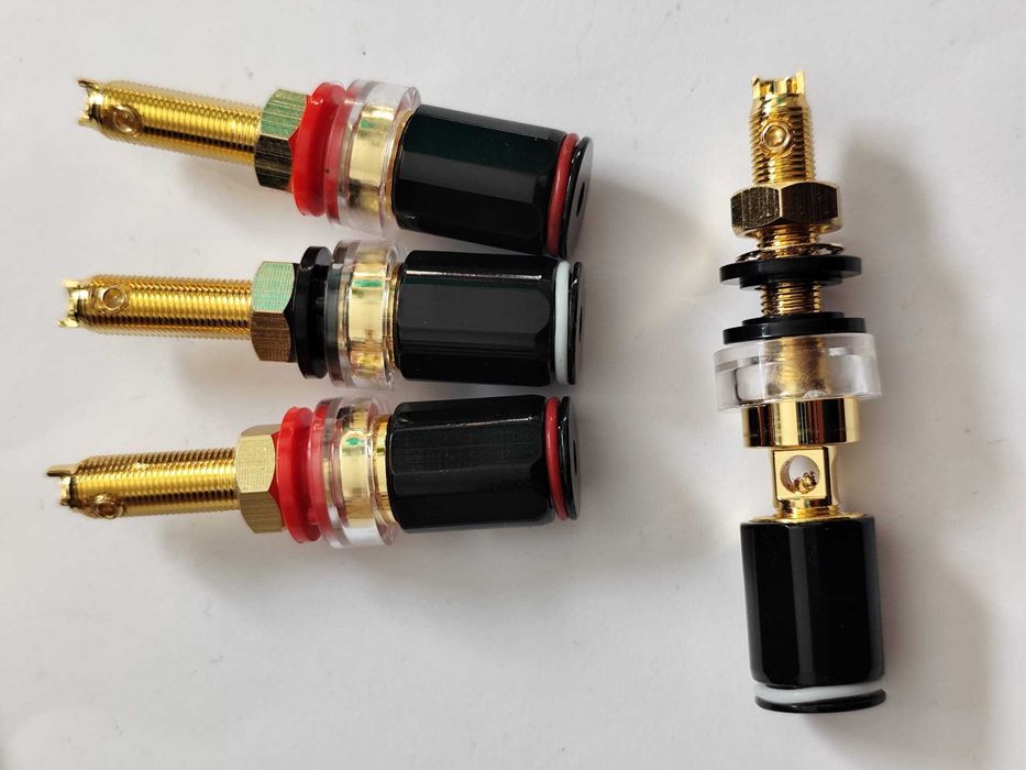 Conectori Terminale boxe ,amplificator model lung set 4 buc