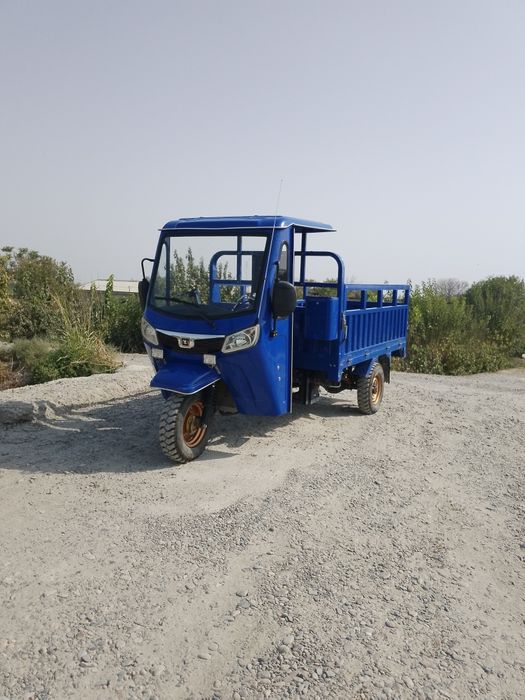 Lochin moto sotiladi