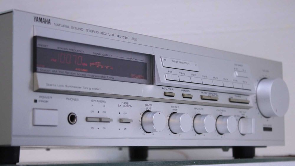 Statie/Tuner Yamaha RX-530 , 2 x 60 W(Japonia).