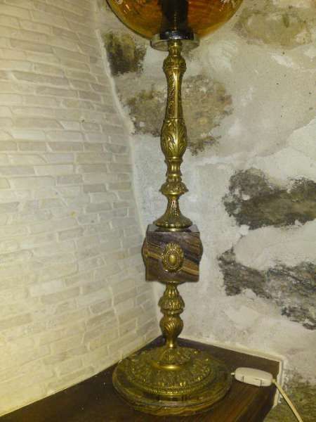 Продавам Голяма Барокова лампа с тьмно кафяв оникс и бронз
