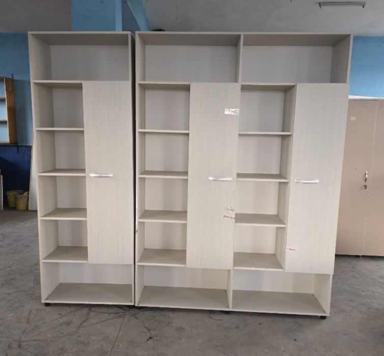 Vând mobilier birou