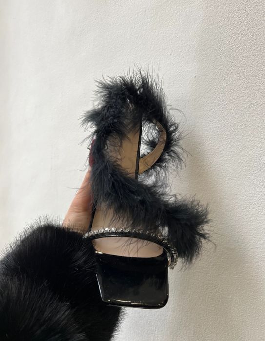 Чисто Нови 37 номер сандали на ток