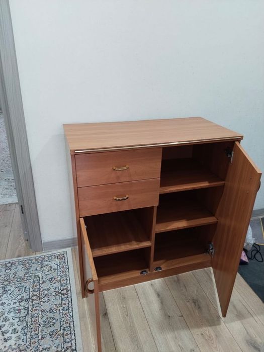 Продам комод для одежды/обуви