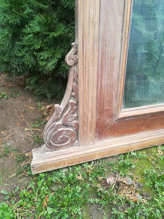 Rama de oglindă pentru comoda