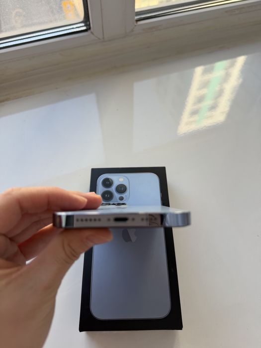 Iphone 13 Pro Max , 256 гб в идеальном состоянии