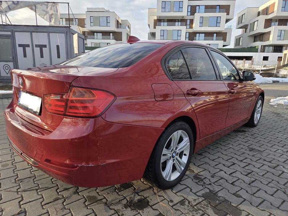 BMW 320d xDRIVE - mecanic foarte bine intretinut