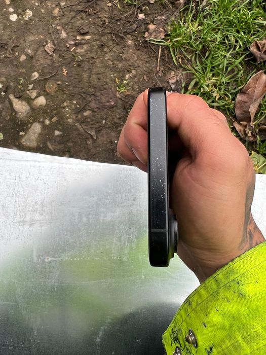 Iphone 16 plus negociabil