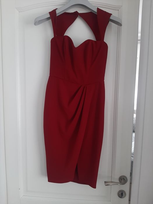 Vând rochie eleganta marimea xs