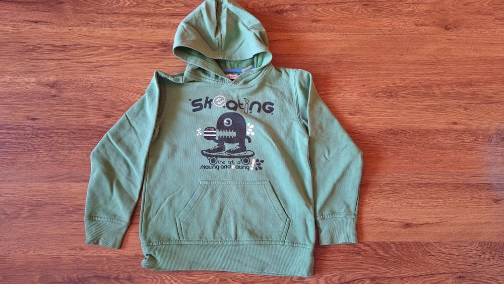 Анураци/ пуловери детски 3 - 7  год.