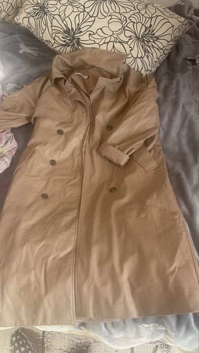 Продам кожаный тренч