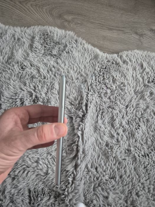 Samsung Galaxy A41 , stare foarte buna  64 GB  4 GB RAM