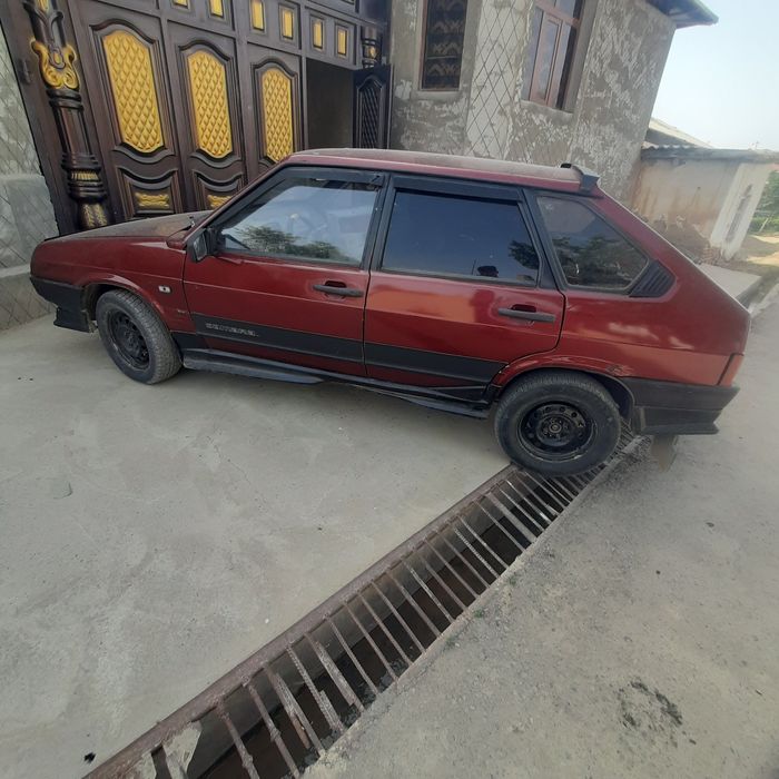 Lada Samara 09 sotiladi