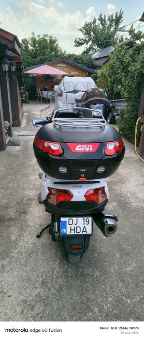 Suzuki burgman 650 executive