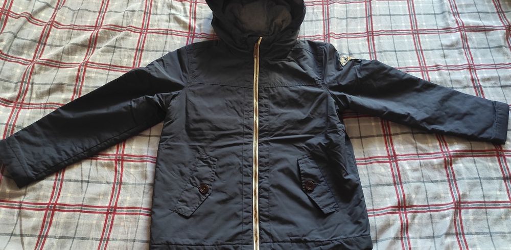 Детски якета Бенетон - размери 130/140/150