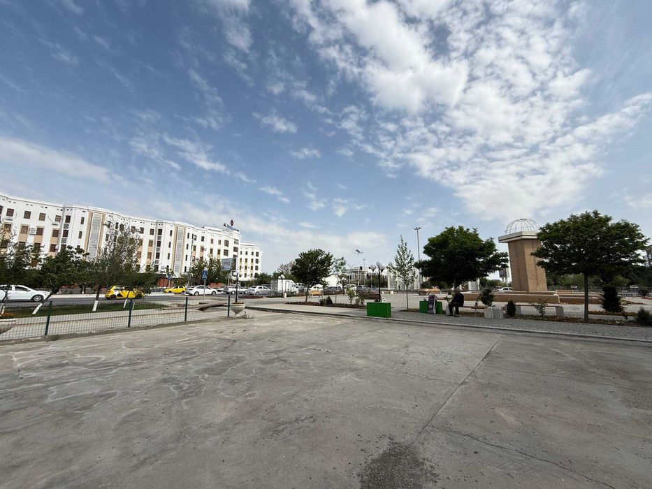 ZO’R LOKATSIYADAN noturar dokon  sotiladi #a842