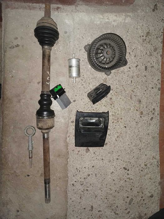 Piese Peugeot 406 din 2000, pe benzina