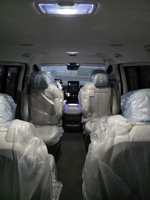 Hyundai staria 2025й. 600 км. Мокрый асфальт.