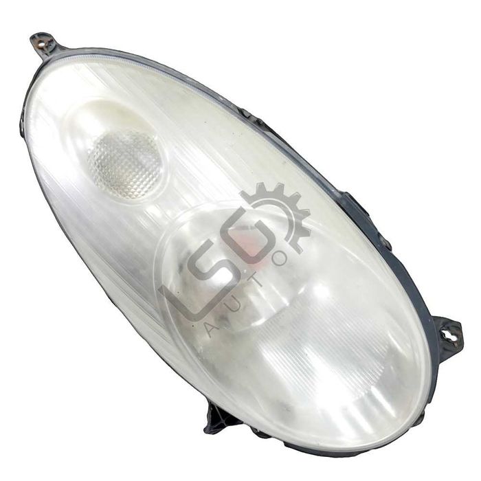 Десен фар Nissan Micra (K12)  ID: 152405