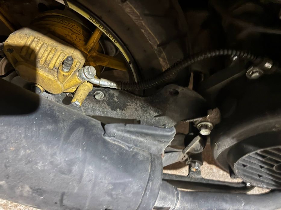 Продам скутер танк GST TANK