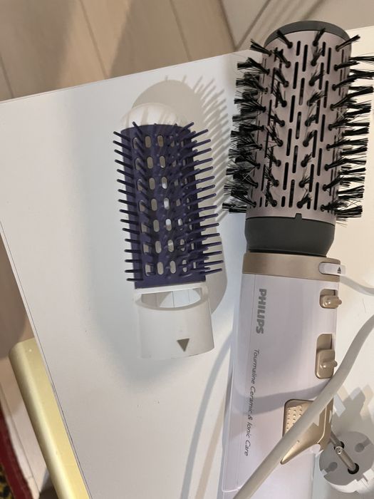 Фен-щетка вращающаяся Philips Nl 9206
