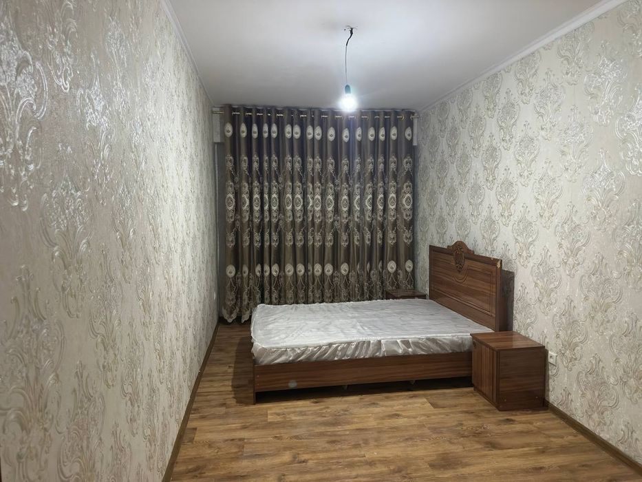 Ohangaron 2 xona srochna sotiladi
