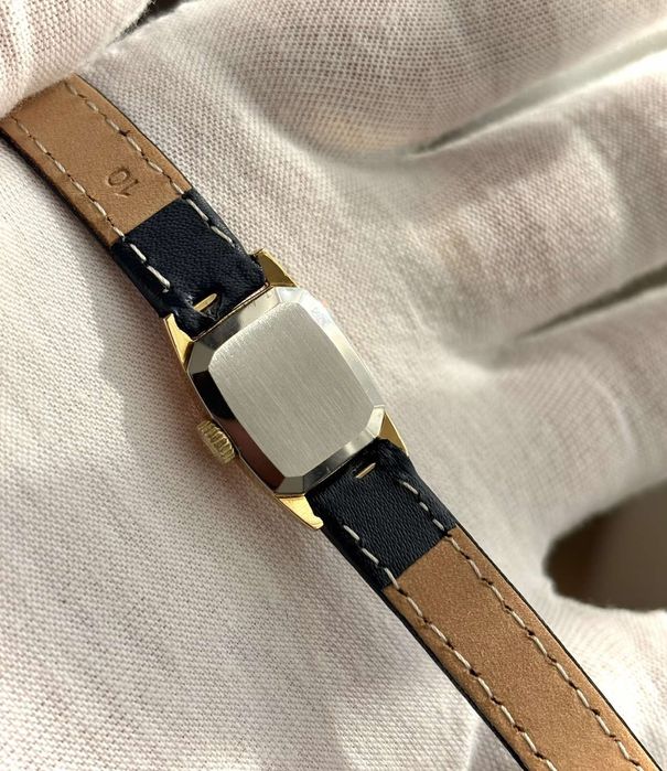 Omega De ville Механичен Дамски Часовник