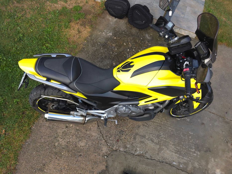 Motocicleta Honda NC 700 X