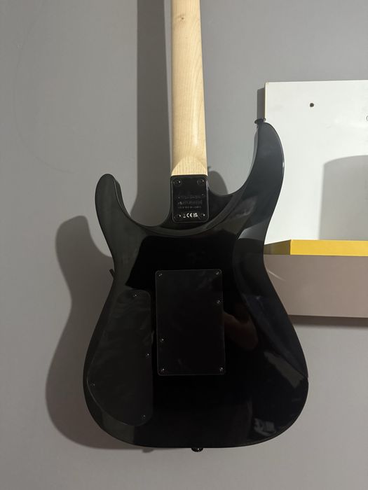 Jackson js32q transparent green burst електрическа китара