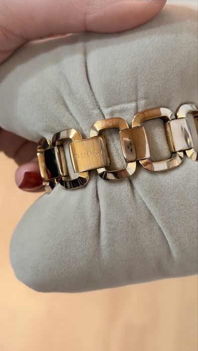 Ceas Gucci cu diamante