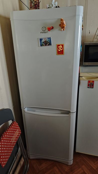 Холодильник Indesit | Рабочий, торг