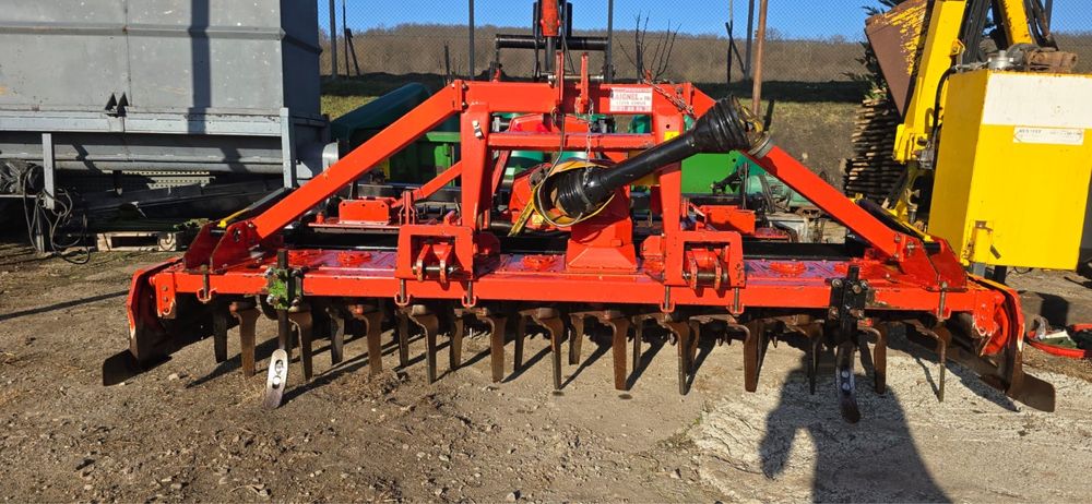 Freza grapa rotativa de  pamant Maschio DC 3000