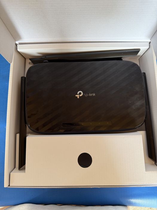 Wifi router sotiladi