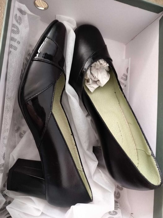 Pantofi negri de piele Nr 39