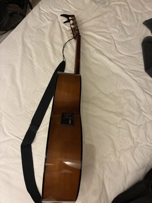 Chitara yamaha CX 40