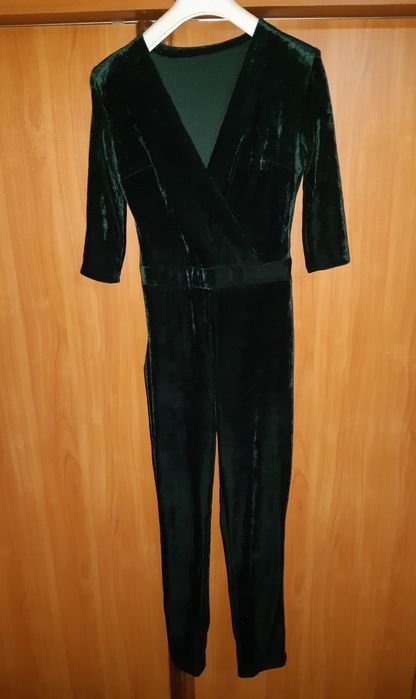 Комбинезон зелёный бархатный