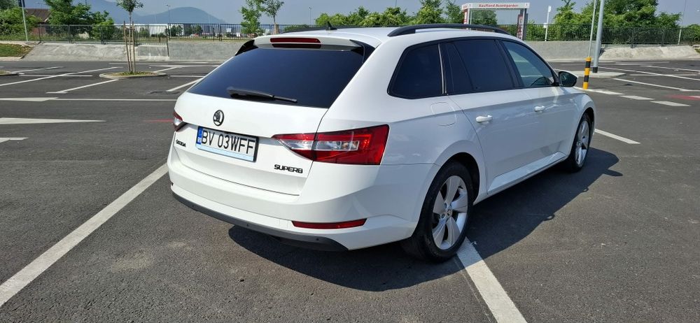 SKODA Superb 2016 — imagine 4