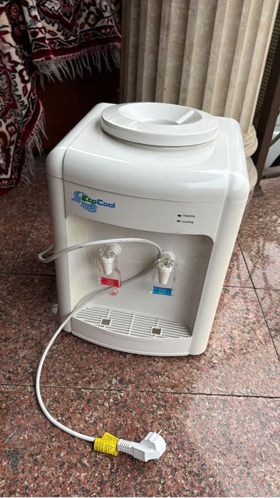 Продам кулер для воды