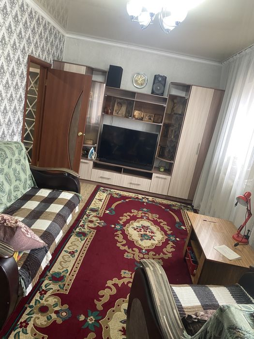 Продам дом на 2 хозяина обе половины