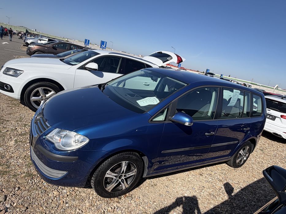 VOLKSWAGEN Touran 2009 — imagine 2
