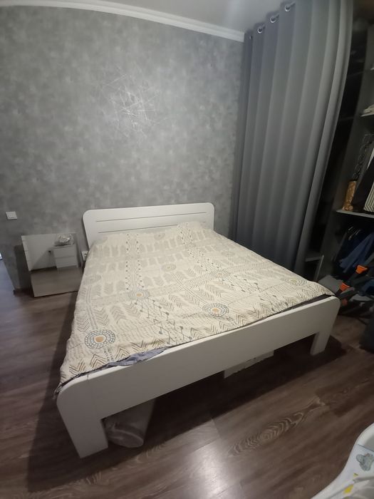 Кровать IKEA 187х207см