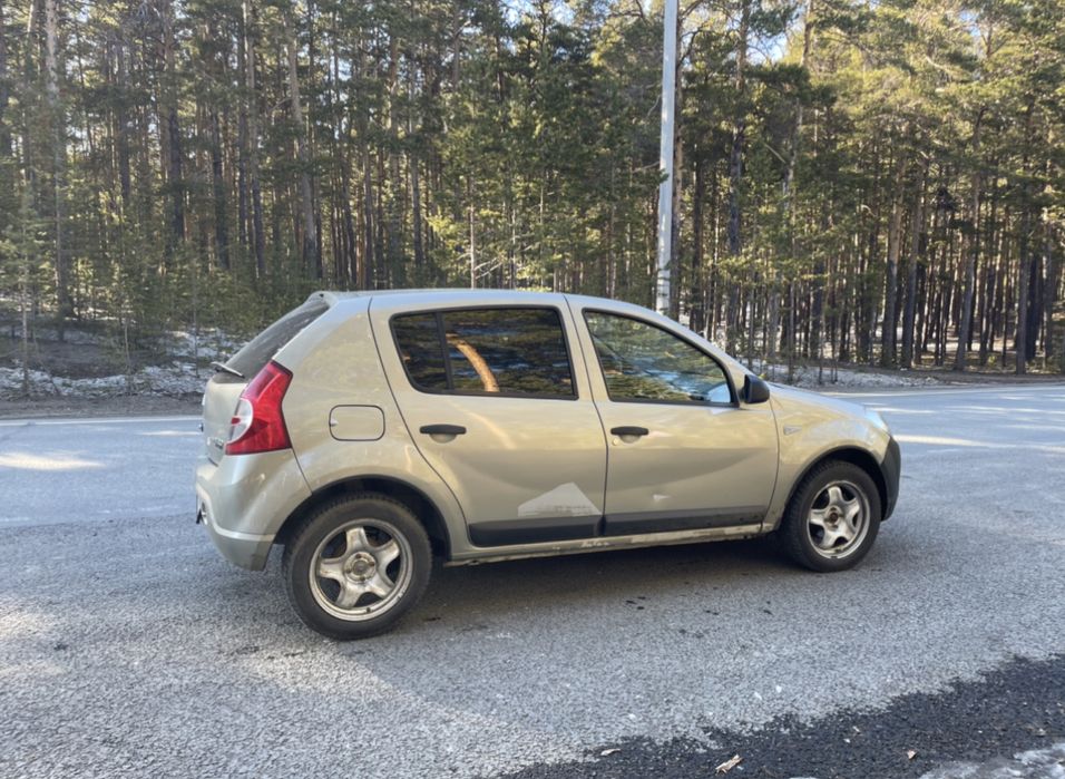 Рено Сандеро механика