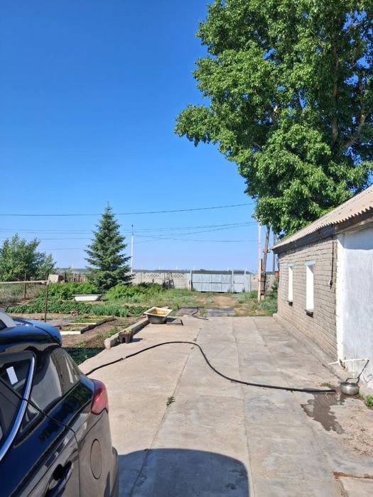 Продам дом п. Атамекен