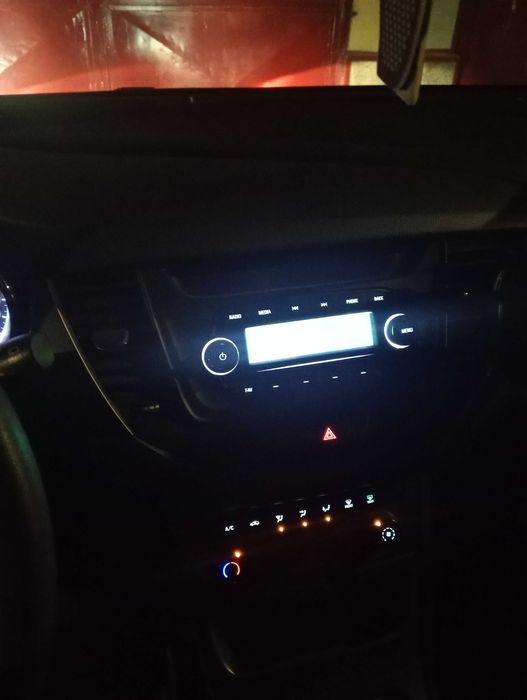 Vând Opel Astra k benzină