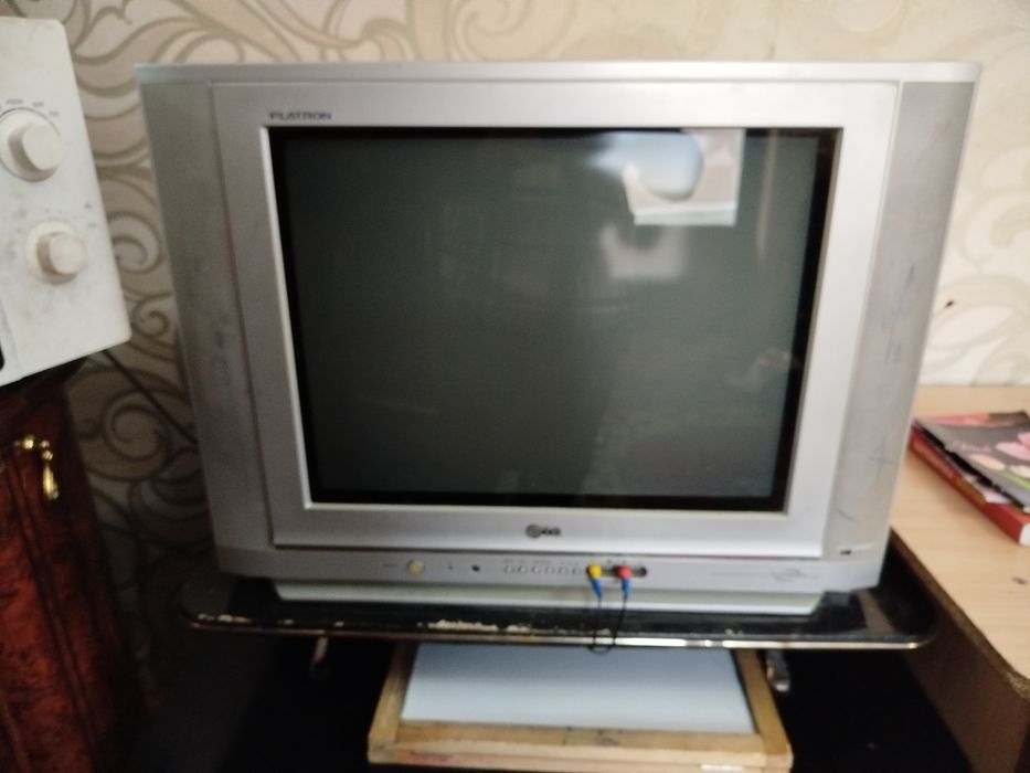 Телевизор сотилади