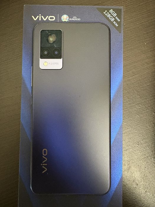 Б/у смартфон Vivo v21