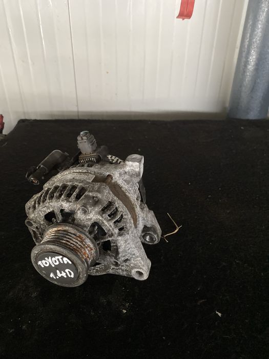 Alternator 1.4 D Toyota Auris 27060-ON100