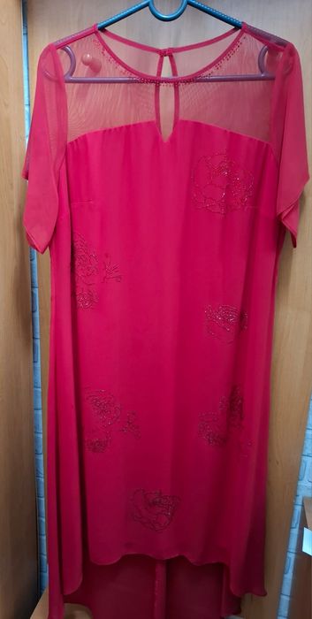 Продаю Женское платье