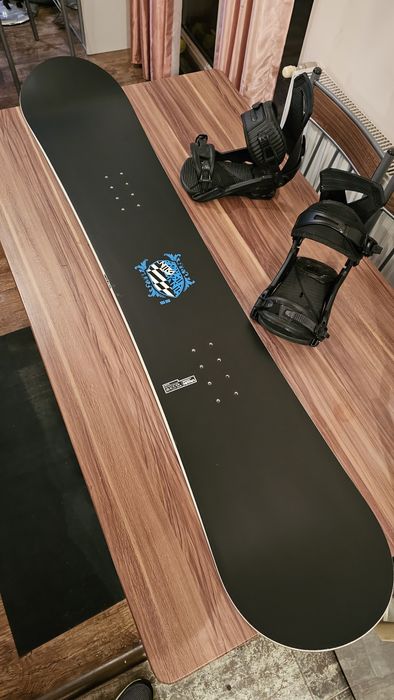 Placa Snowboard Nitro Shield 159 cu legaturi Nitro Zero L